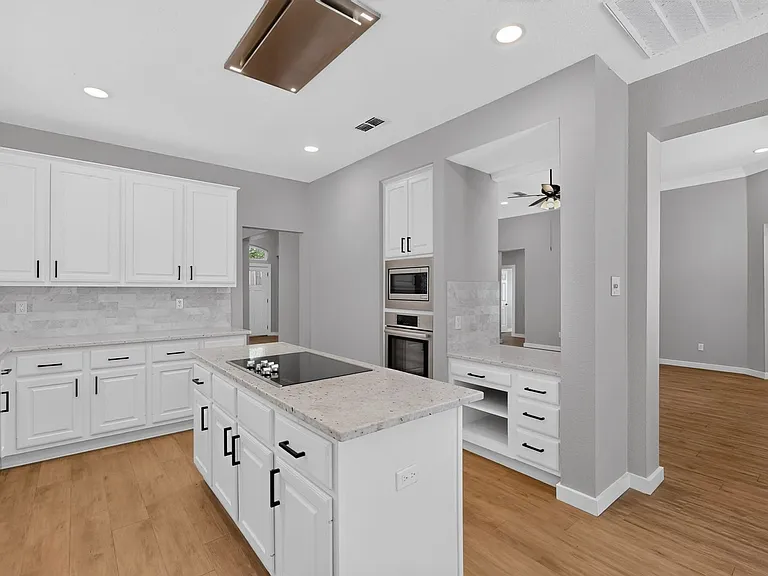 720 Cliffmoor Dr — Photo 12