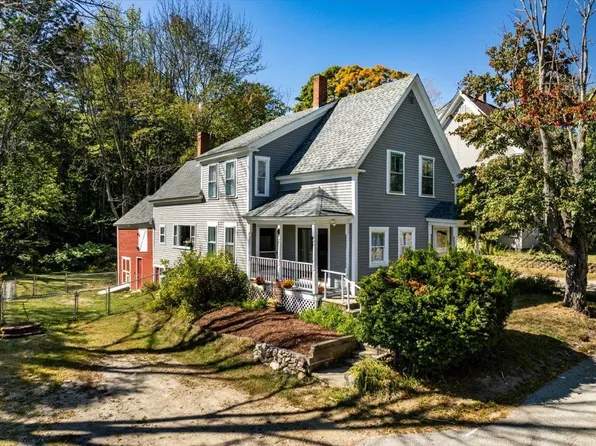 10 Brown Street, Milton, NH 03851