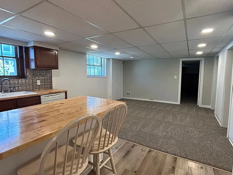 4124 Davenport St — Photo 9