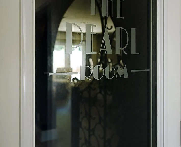 The Pearl on First — Photo 28