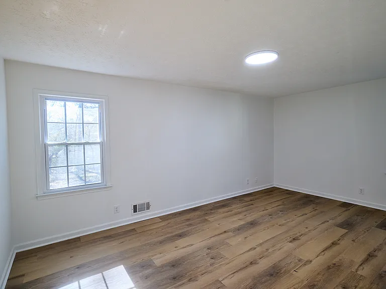2823 Brackenwood Ct — Photo 16