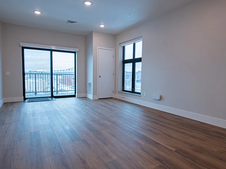 60 Main St #433 — Photo 20