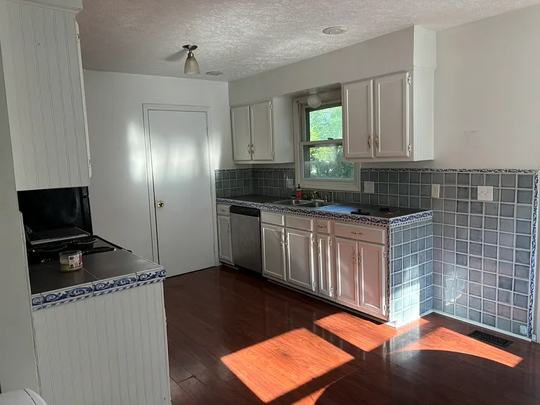 116 S Pine Cone Ct — Photo 5