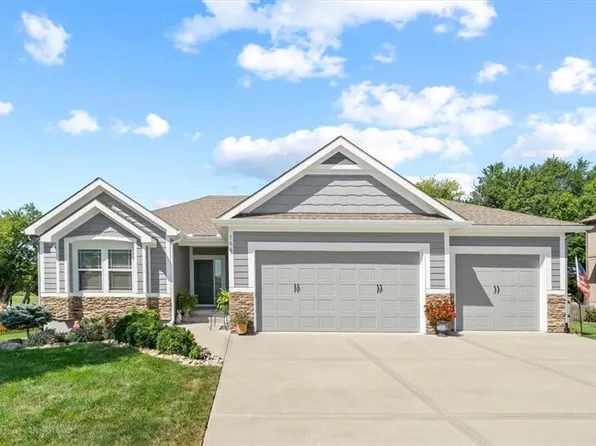 706 N Ryan Rd, Lone Jack, MO 64086
