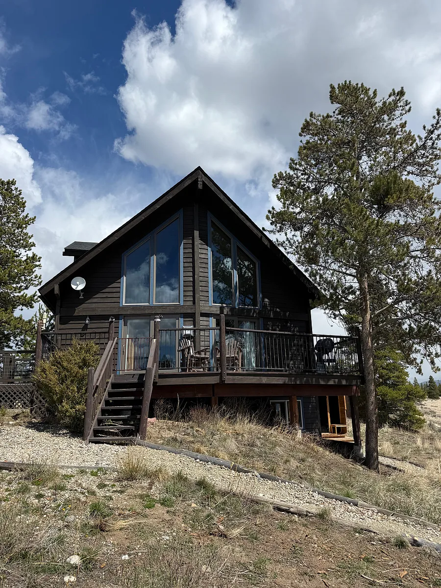 Photo 2 of 21 - 384 County Road 5212 Fld - Granby, CO West-facing deck. - 384 County Road 5212 Fld