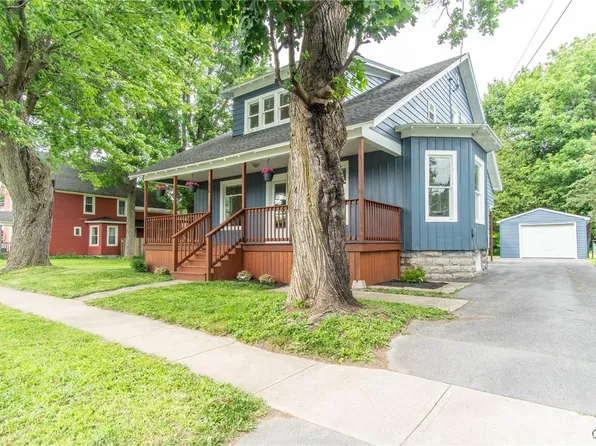 810 Superior St, Watertown, NY 13601