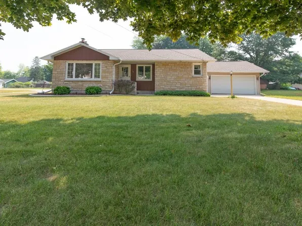 150 S Wood Ave, Peshtigo, WI 54157