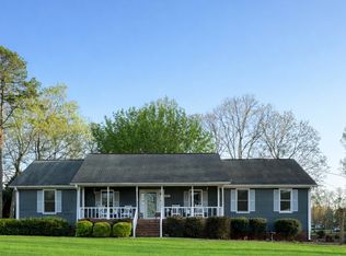 206 Oxford Rd, Griffin, GA 30223