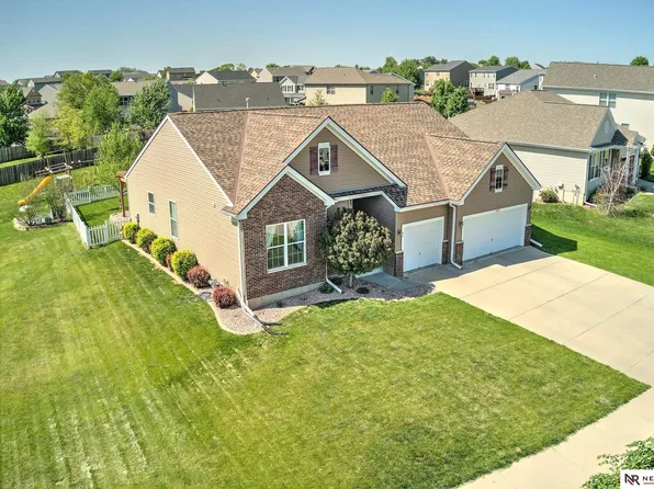 8710 N Hws Cleveland Blvd, Bennington, NE 68007
