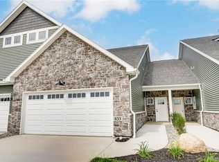 833 Brookwood Cir, Tipp City, OH