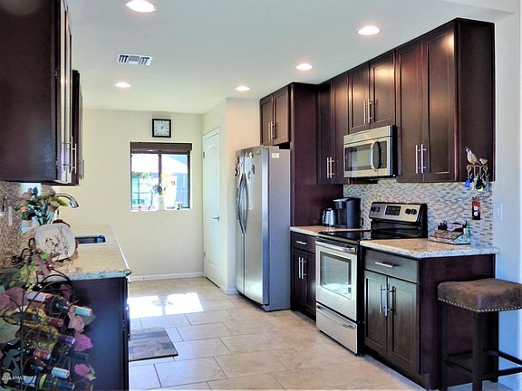 Granite & Stainless Steel