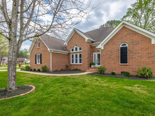 1618 Gunston Hall Rd, Hixson, TN 37343