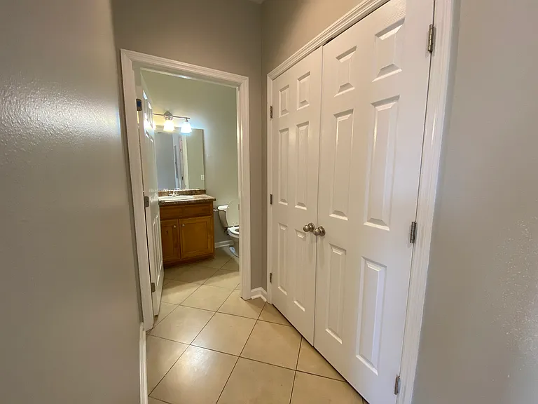 803 W Georgia St #1 — Photo 21