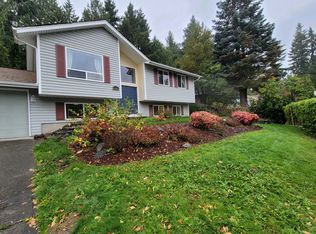 8401 Hickory Pl NE, Bremerton, WA 98311