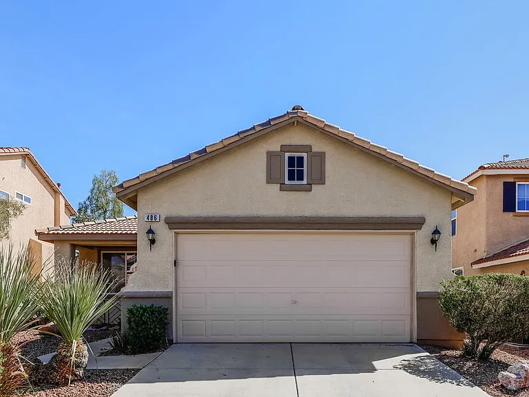 486 Kirkstone Way — Photo 1