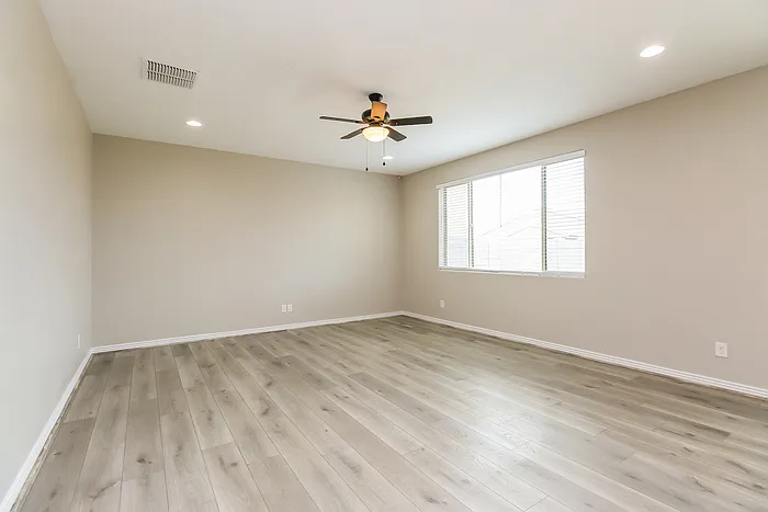 4592 W Horsenettle Dr — Photo 4