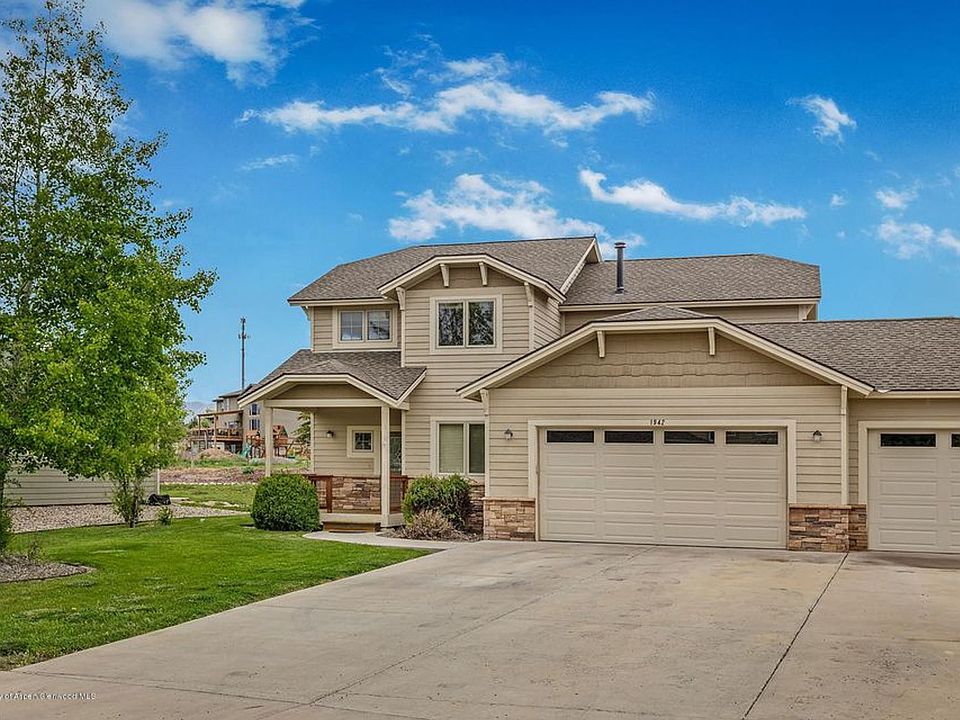 1st image of 1942 Promontory Cir