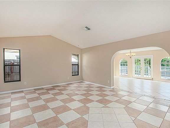 4th image of 12747 Pine Way Dr