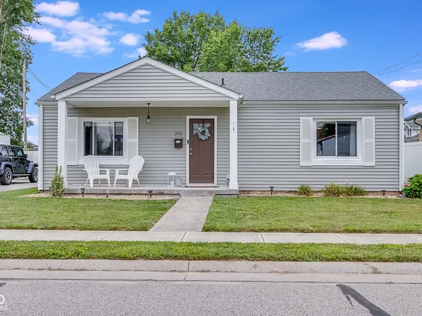 203 N Smith St, Batesville, IN 47006