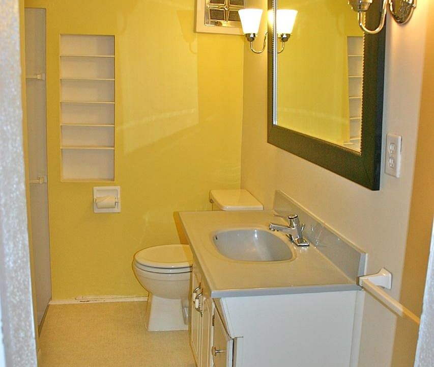 2nd image of 1827 3rd Ave W APT F