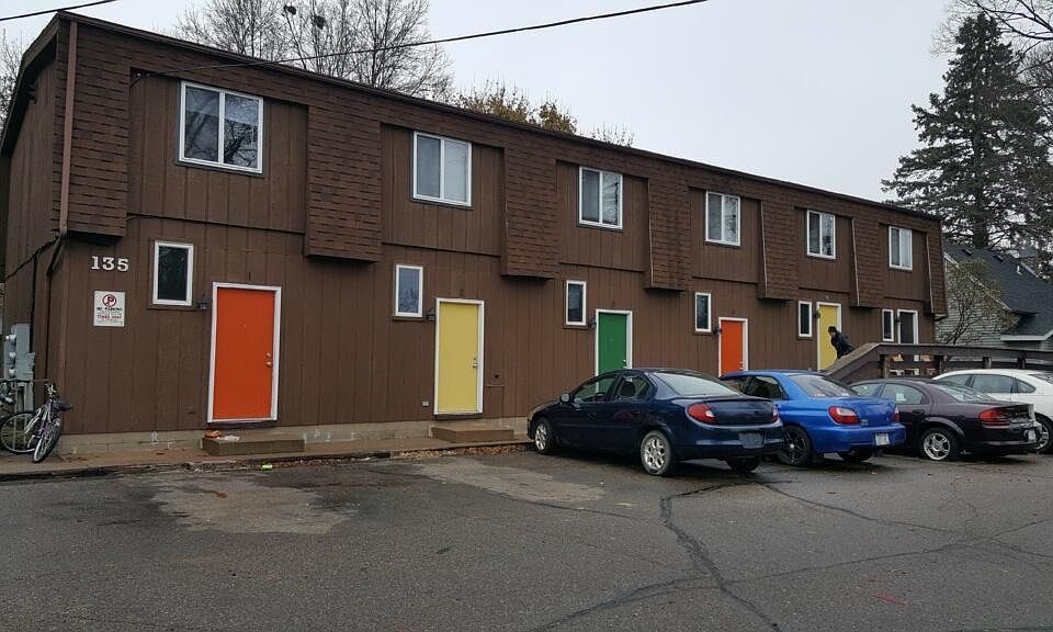 135 Broadway St, Eau Claire, WI 54703 Zillow