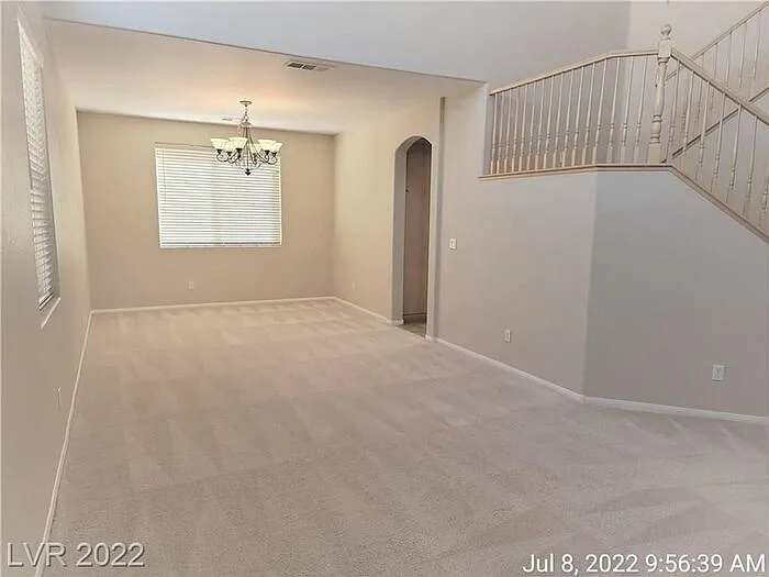 2768 Craigmillar St — Photo 4