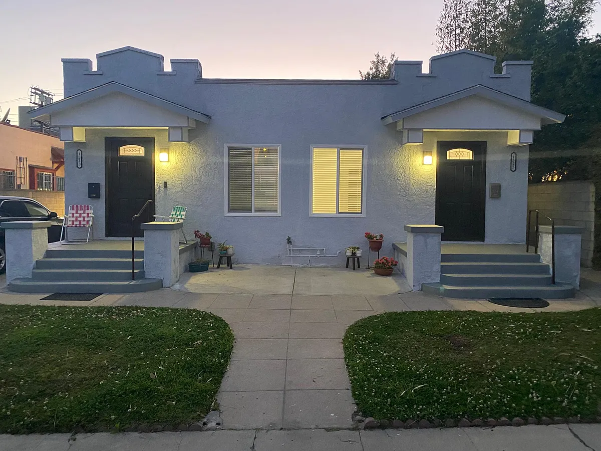front duplicate units for rent right side - 1525 Rosalia Rd #2600