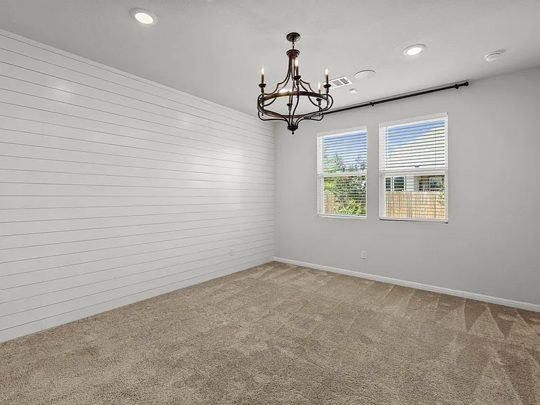 2605 Acoma Ln — Photo 18