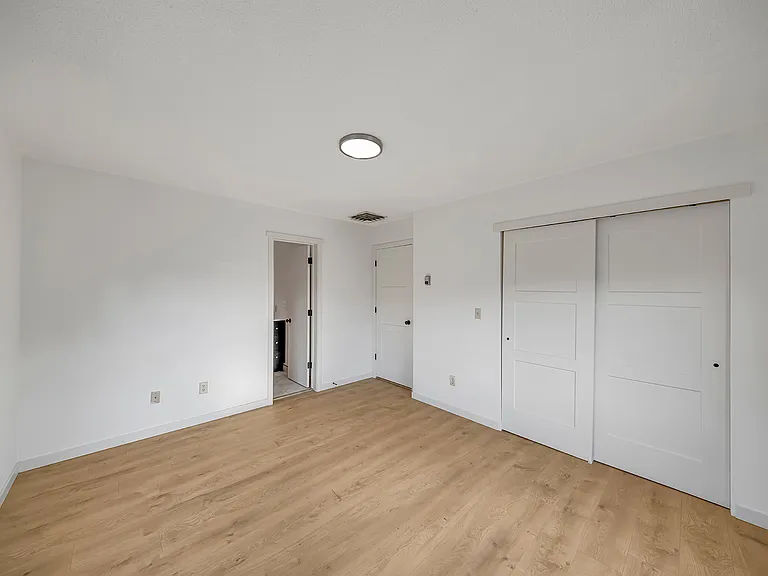 1445 Texas Ave #1 — Photo 3