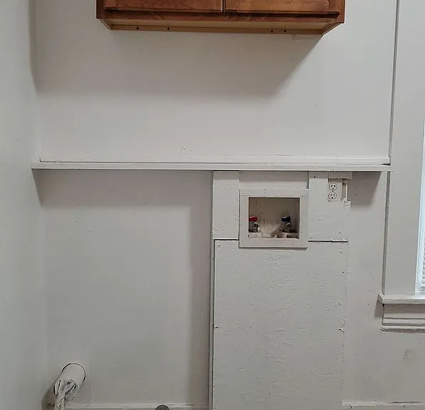 812 Huffman Ave — Photo 5