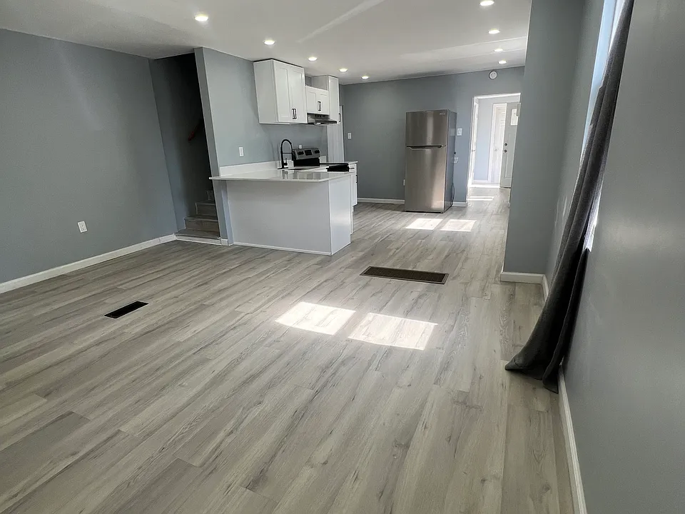 70 Cherry St