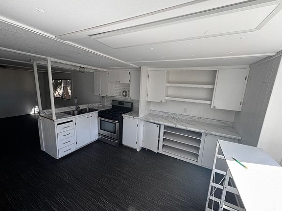 5th image of 465 E Deckerville Rd APT B