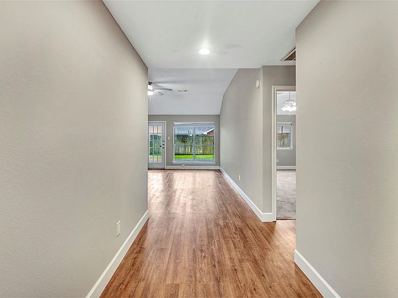 2nd image of 4742 Wynnview Dr