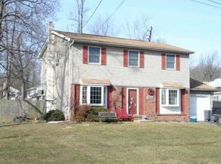 1106 Longview Ave, Langhorne, PA 19047