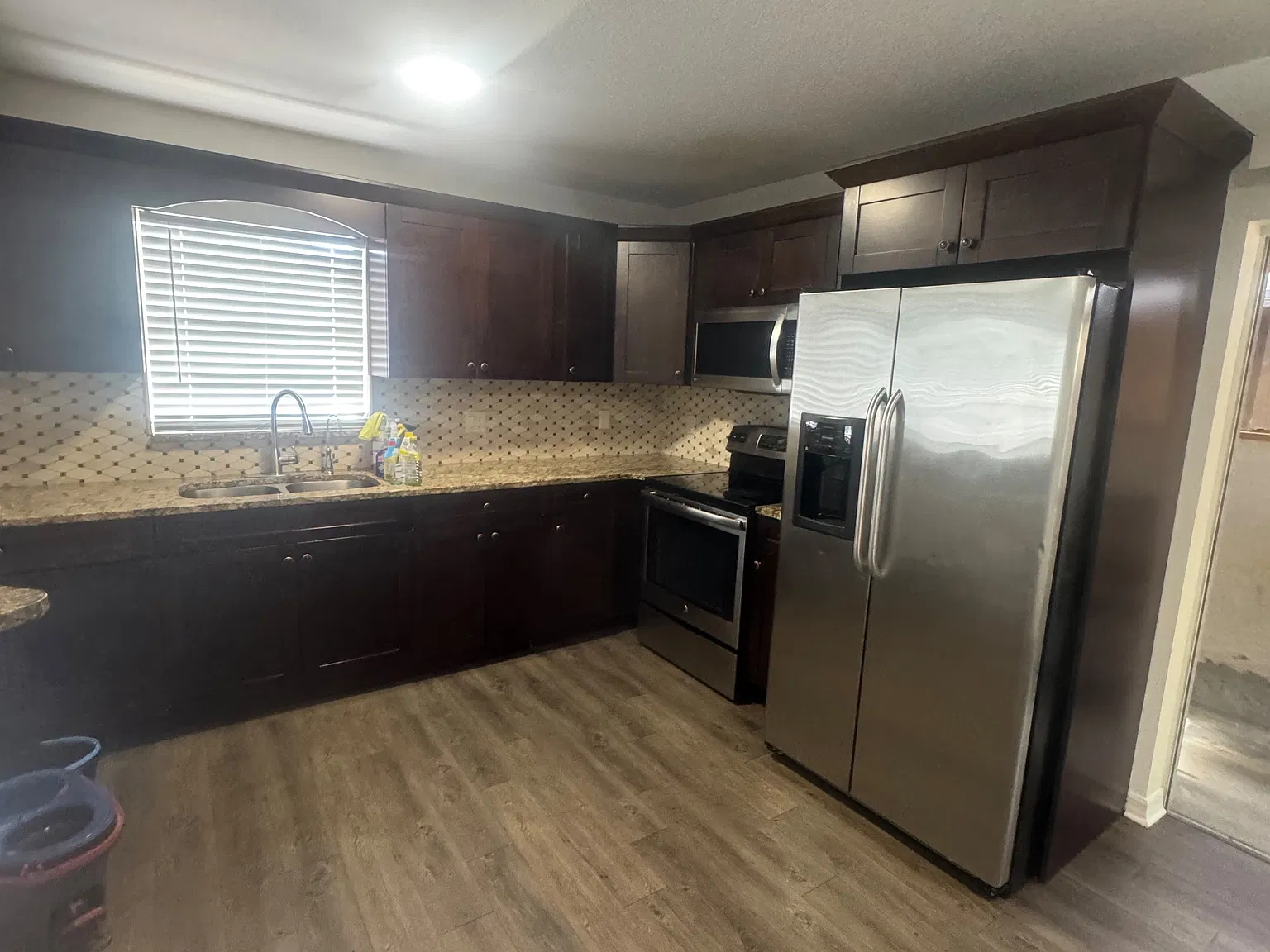 3 bed, 1228 sqft, $2,000 — Photo 1