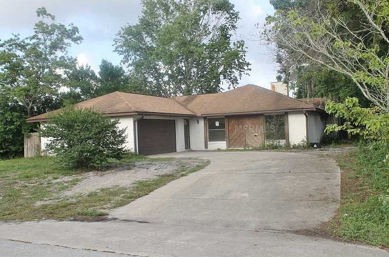 1st image of 1349 W Portillo Dr