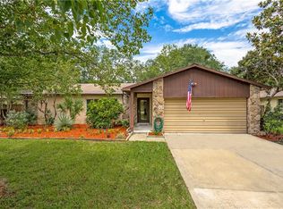 1046 Hampshire Ct, Winter Park, FL 32792