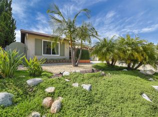 1405 Temple Heights Dr, Oceanside, CA 92056