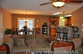 5th image of 224 Beale Dr