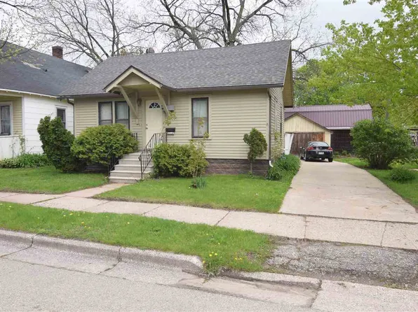 55 Franklin St, Clintonville, WI 54929