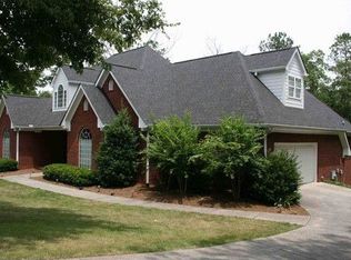 21 Spring Lake Trl, White, GA 30184