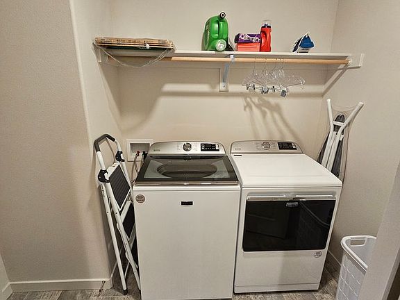 5th image of 4002 N Lynn St