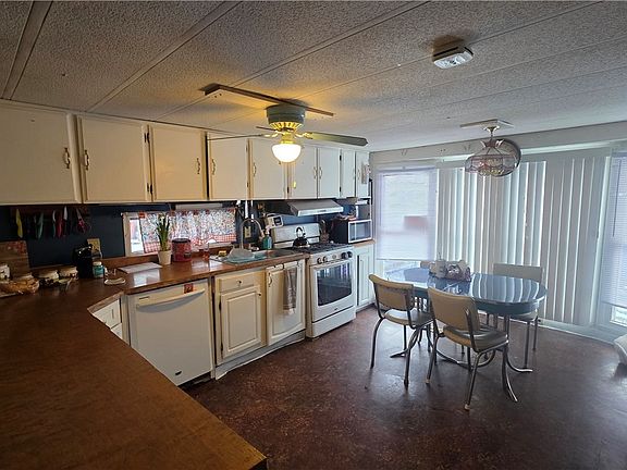 4th image of 6461 Swamp Rd