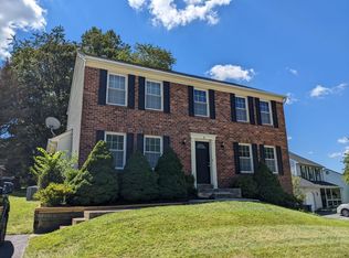 4 Hickory Ridge Ct, Baltimore, MD 21228