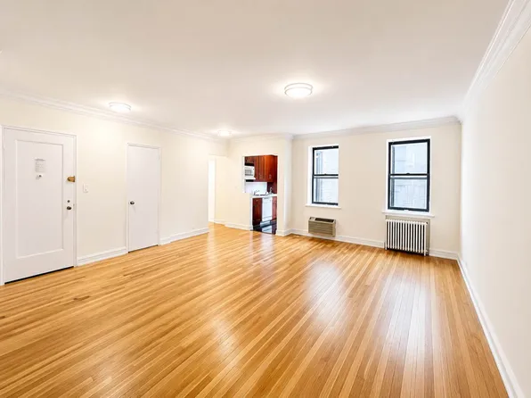 1680 York Avenue image 1 of 3