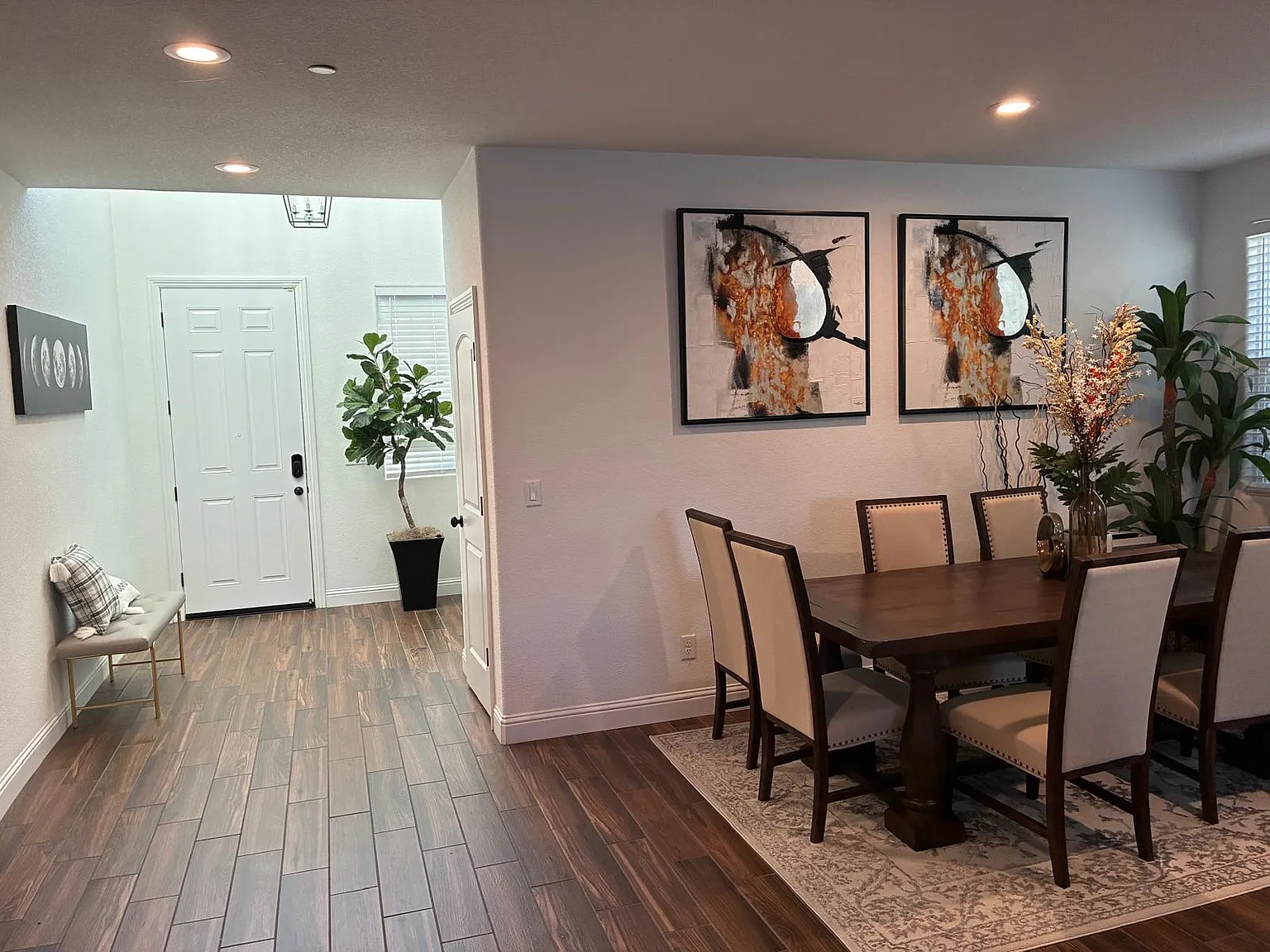 4 bed, 2809 sqft, $3,495 — Photo 3
