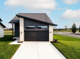 3613 Cabernet Ct, Normal, IL 61761