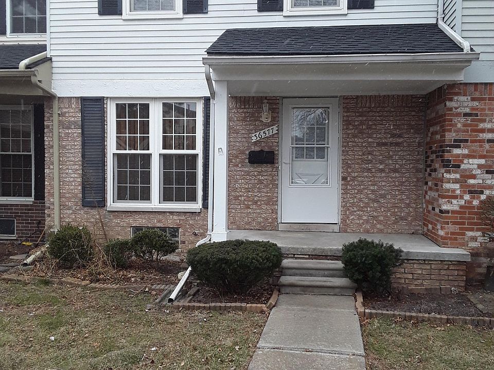 1st image of 36577 Park Place Dr