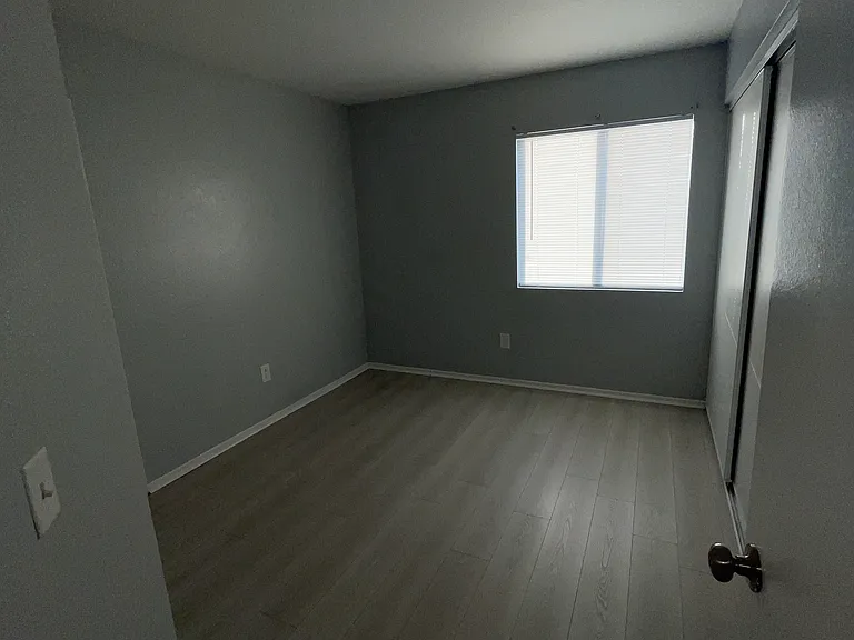 1312 Lilac Ridge Dr — Photo 9