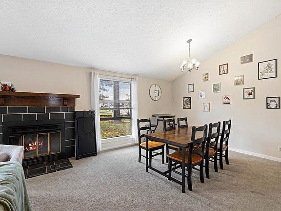 4th image of 625 Curtis Dr